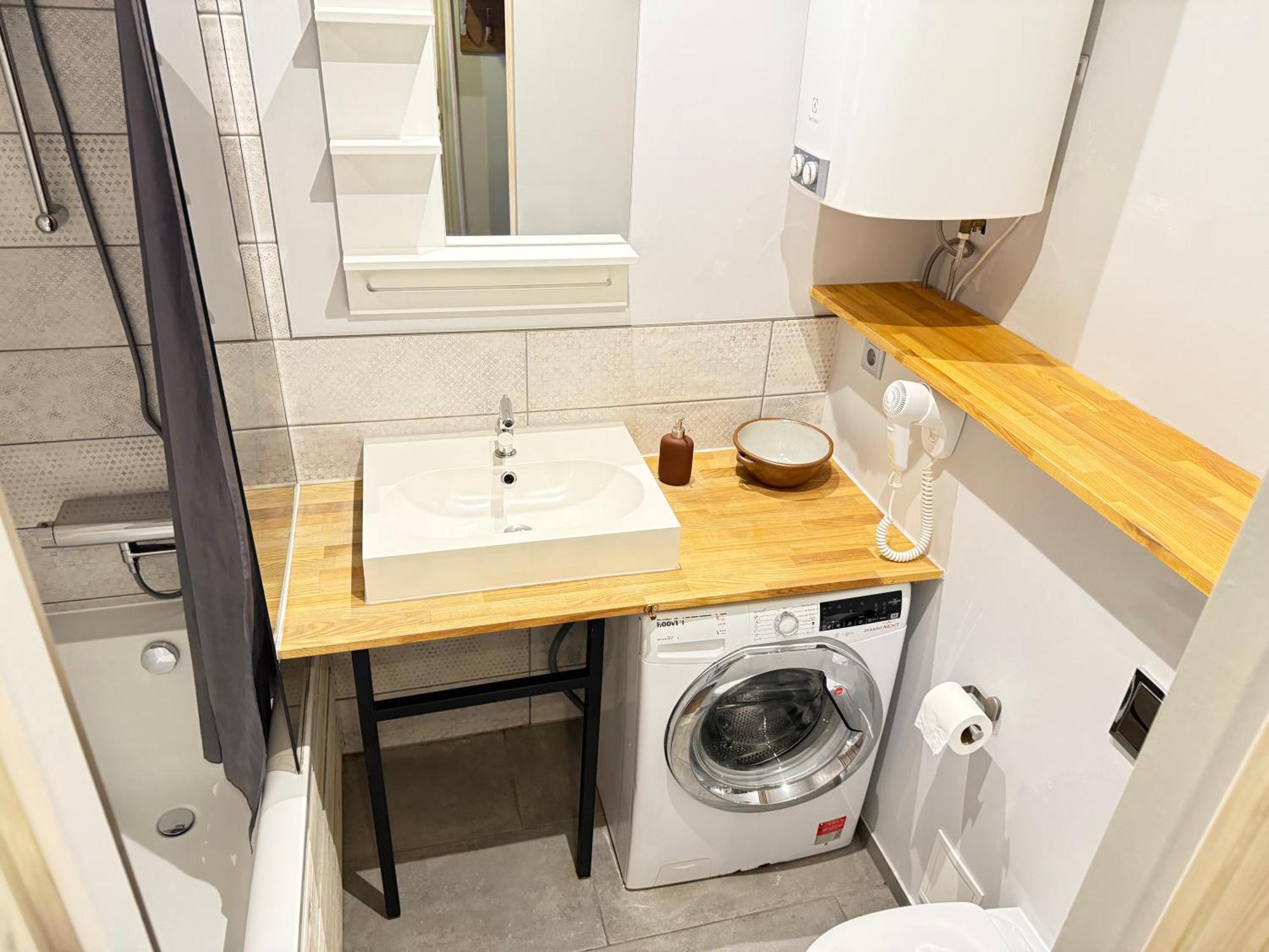 Baltic Design Apartments With Free Parking And Self Check In Riga Exterior foto