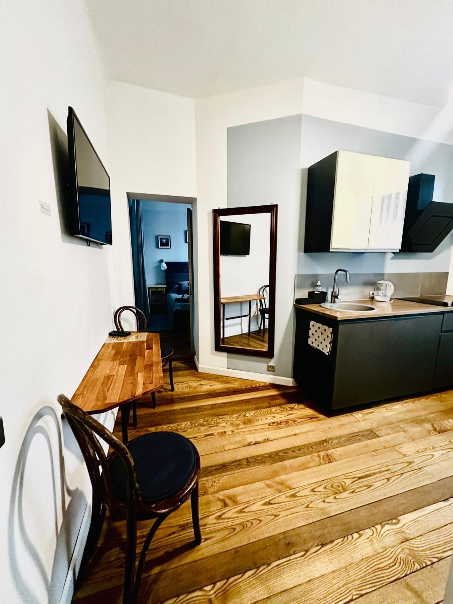 Baltic Design Apartments With Free Parking And Self Check In Riga Exterior foto